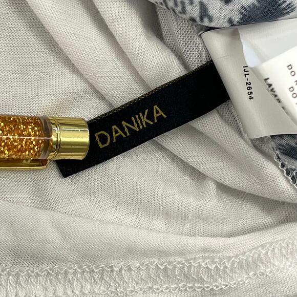 Jeans By Buffalo Short Sleeve Black Leopard Animal Print Sheer Light Blouse - Picture 6 of 9